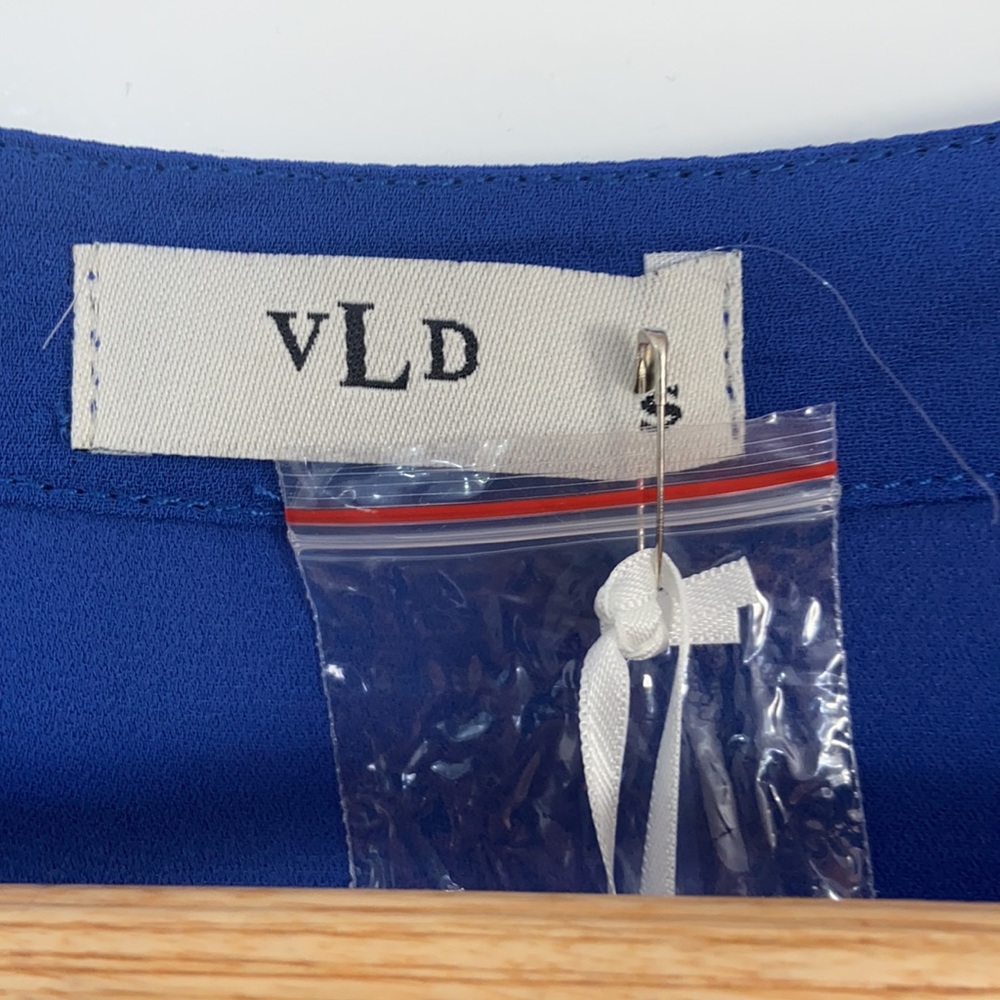 New blouse - Picture 11 of 12